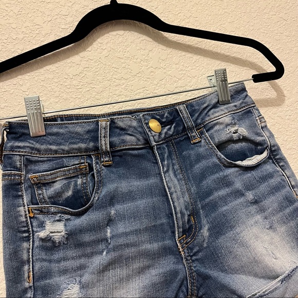 American Eagle Next Level Stretch Hi Rise Shortie Jean Shorts Womens Size 4 - Picture 3 of 11